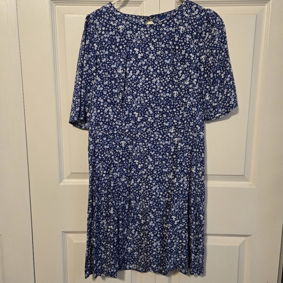 Old Navy blue floral dress - Picture 3 of 7